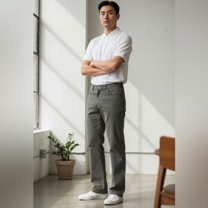 Peter Millar Gray “brush” denim, size 36 pants